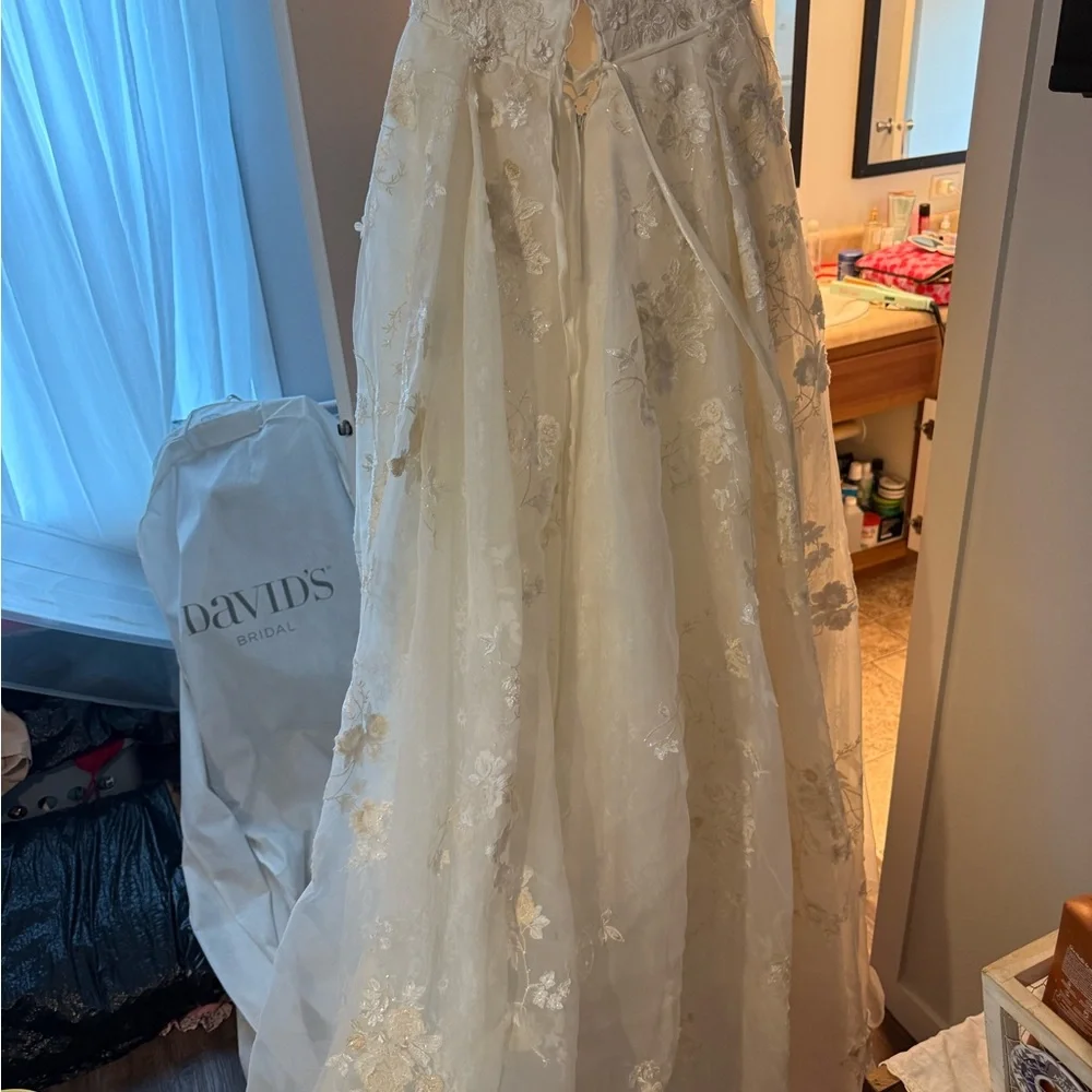 Oleg Cassini Strapless Embroidered Lace Wedding Dress in Ivory - Picture 5 of 11